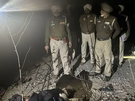 ਜਲੰਧਰ ਮਹਿਤਪੁਰ: ਸਰਪੰਚ 'ਤੇ ਹਮਲੇ ਦੇ ਮੁਲਜ਼ਮ ਨੂੰ ਪੁਲਿਸ ਨੇ ਗੋਲੀ ਮਾਰ ਕੇ ਕੀਤਾ ਜ਼ਖਮੀ