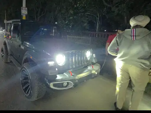 ਕਪੂਰਥਲਾ ‘ਚ DSP ਨੇ ਬਿਨਾਂ ਨੰਬਰ ਪਲੇਟ ਥਾਰ ਫੜੀ, ਤਹਿਸੀਲਦਾਰ ਦਾ ਪੁੱਤਰ ਚਲਾ ਰਿਹਾ ਸੀ