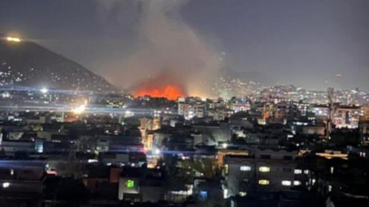 Pakistan ਵੱਲੋਂ Kabul ’ਤੇ ਭਿਆਨਕ ਹਵਾਈ ਹਮਲੇ, 400 ਮੌਤਾਂ, 250 ਤੋਂ ਵੱਧ ਲੋਕ ਜ਼ਖਮੀ