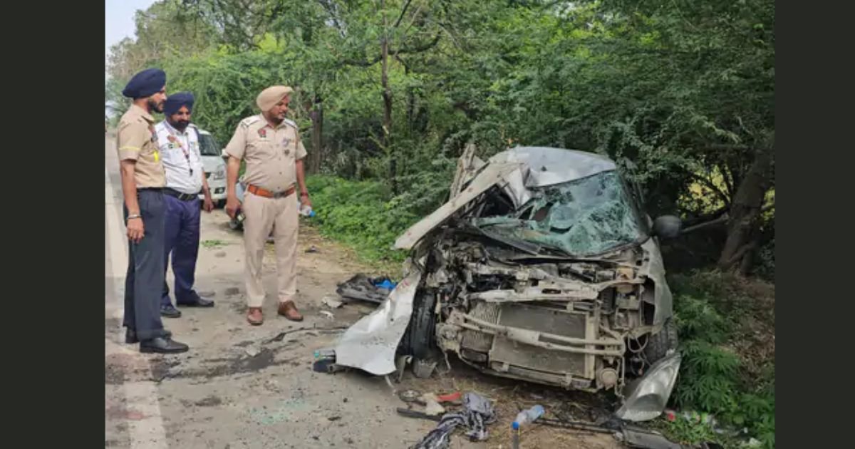 ਮੰਦਭਾਗਾ ਹਾਦਸਾ! ਕਾਰਾਂ ਦੀ ਹੋਈ ਜ਼ਬਰਦਸਤ ਟੱਕਰ, 2 ਦੀ ਮੌਕੇ ‘ਤੇ ਮੌਤ, 5 ਗੰਭੀਰ ਜ਼ਖਮੀ