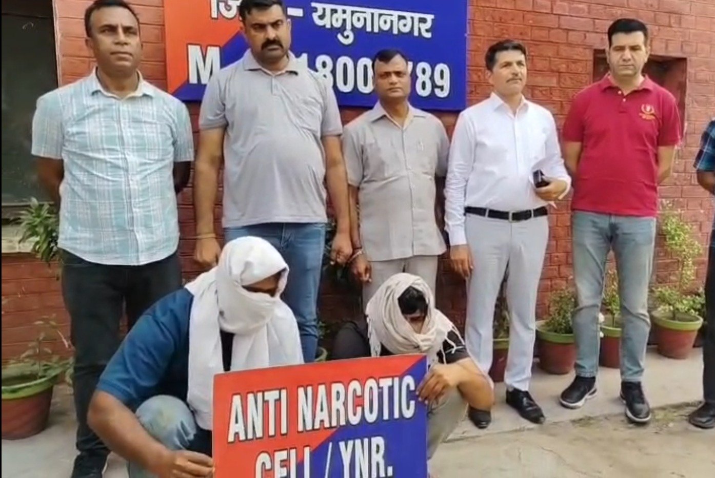 पुलिस की बड़ी कार्रवाई, 50 लाख की स्मैक के साथ दो तस्कर गिरफ्तार