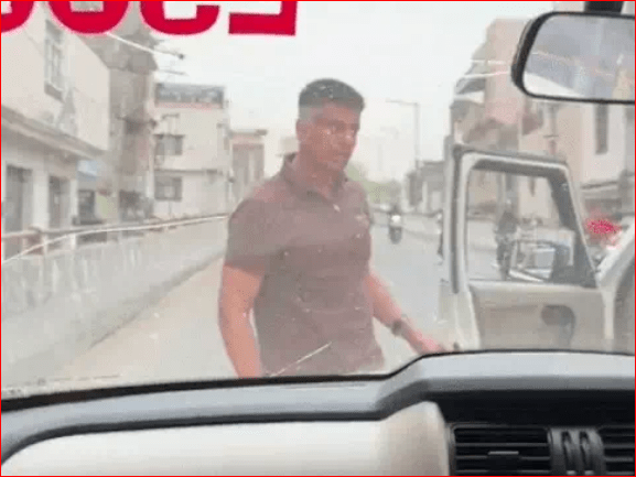 ਸਾਬਕਾ ਡਿਪਟੀ CM ਦਾ ਕਾਫ਼ਿਲਾ ਰੋਕਣ ‘ਤੇ ਵਧਿਆ ਵਿਵਾਦ: ਦੁਸ਼ਯੰਤ ਚੌਟਾਲਾ ਦਾ ਦਾਅਵਾ,ਹਥਿਆਰ ਦਿਖਾ ਕੇ ਧਮਕਾਇਆ, ਸ਼ਿਕਾਇਤ ਦਰਜ