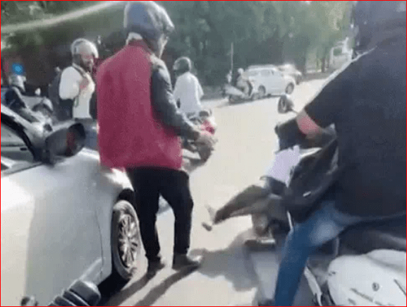 ਚੰਡੀਗੜ੍ਹ ‘ਚ ਬਿਜਲੀ ਕਰਮਚਾਰੀ ਵੱਲੋਂ ਰੈਪਿਡੋ ਸਵਾਰ ਕੁੜੀ ਨੂੰ ਮਾਰਿਆ ਥੱਪੜ