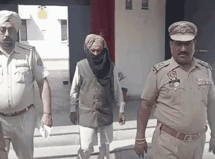 ਮੂਸੇਵਾਲਾ ਦੇ ਸਾਬਕਾ ਮੈਨੇਜਰ ਸ਼ਗਨਪ੍ਰੀਤ ਅਤੇ ਗੈਂਗਸਟਰ ਡੌਨੀ ਬੱਲ ਵਿਰੁੱਧ FIR: ਕਰੋੜਾਂ ਦੀ ਫਿਰੌਤੀ ਮੰਗਣ ਦੇ ਲੱਗੇ ਦੋਸ਼