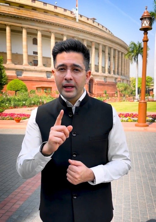 ਡਿਪਟੀ ਲੀਡਰ ਦੇ ਅਹੁਦੇ ਤੋਂ ਹਟਾਏ ਜਾਣ ਤੋਂ ਬਾਅਦ 'AAP' 'ਤੇ ਗਰਜੇ ਰਾਘਵ ਚੱਢਾ, ਬੋਲੇ- ''ਚੁੱਪ ਕਰਵਾਇਆ, ਹਾਰਿਆ ਨਹੀਂ''