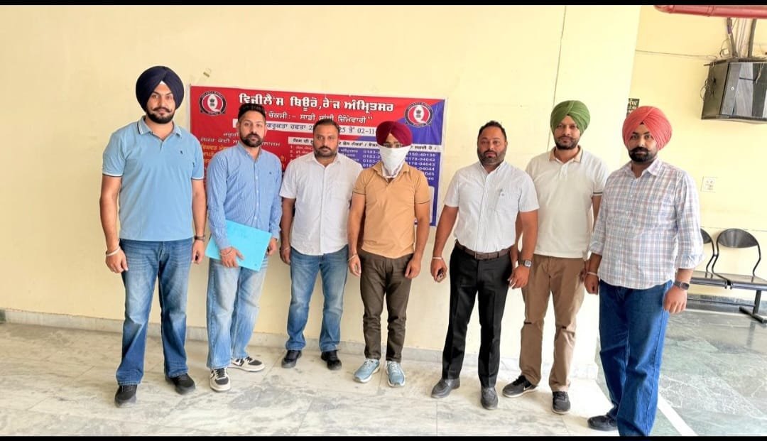 ਵਿਜੀਲੈਂਸ ਬਿਊਰੋ ਨੇ ਲੇਖਾਕਾਰ ਨੂੰ 15,000 ਰੁਪਏ ਦੀ ਰਿਸ਼ਵਤ ਲੈਂਦੇ ਰੰਗੇ ਹੱਥੀਂ ਕਾਬੂ ਕੀਤਾ