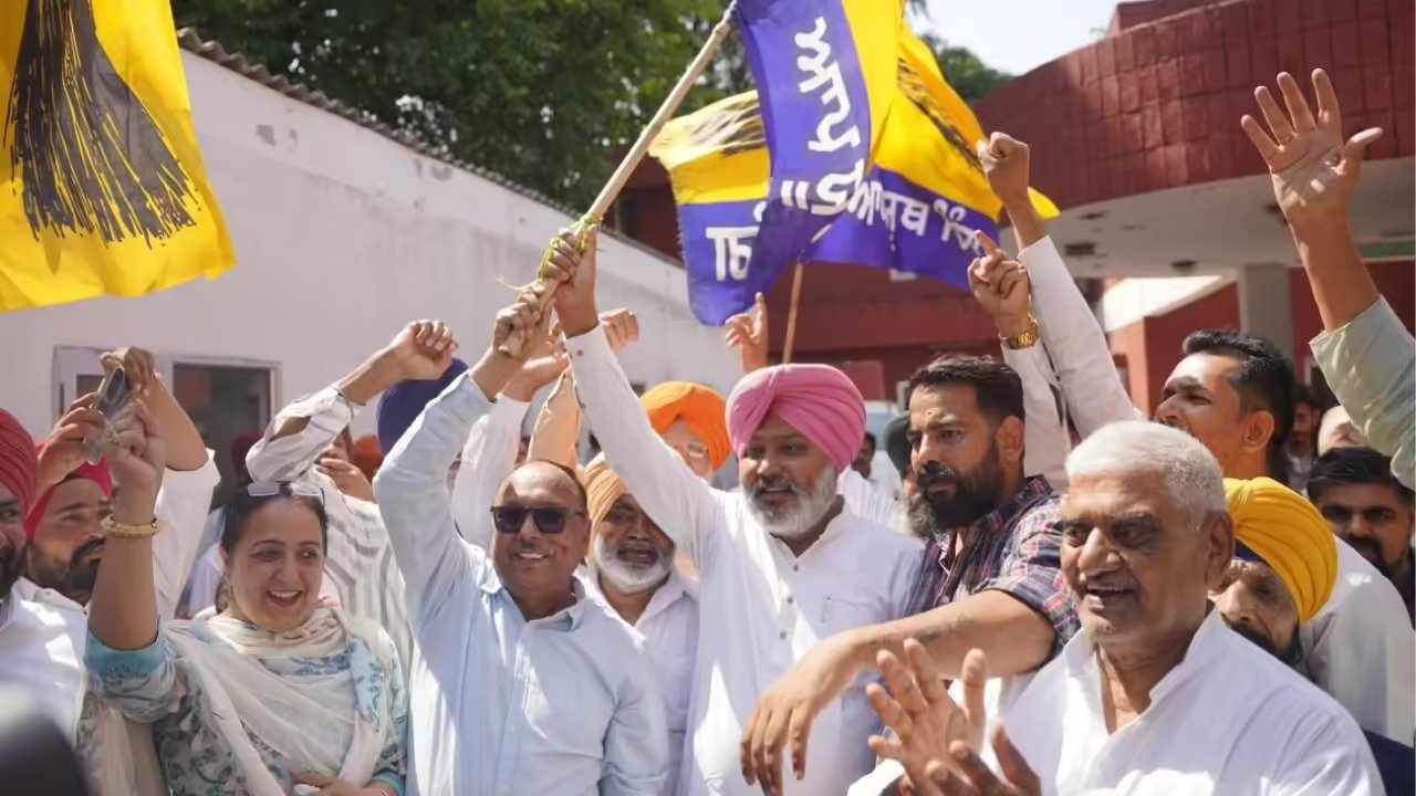 ਅੰਮ੍ਰਿਤਸਰ ਨਗਰ ਕੌਂਸਲ ਚੋਣਾਂ ‘ਚ ‘ਆਪ’ ਦੀ ਇਤਿਹਾਸਕ ਜਿੱਤ, 11 'ਚੋਂ 10 ਸੀਟਾਂ ‘ਤੇ ਕਬਜ਼ਾ