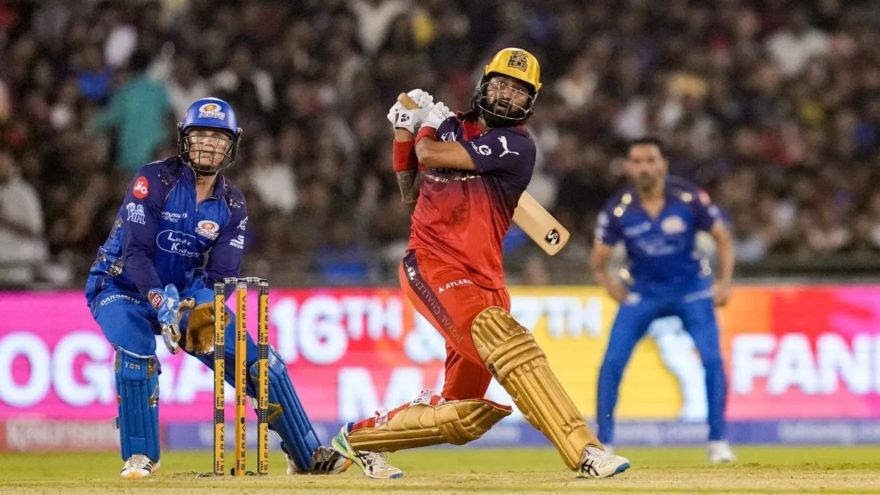 RCB vs MI: Mumbai Indians ਪਲੇਅ-ਆਫ ਦੌੜ ਵਿੱਚੋਂ ਬਾਹਰ; ਰੌਇਲ ਚੈਲੰਜਰਜ਼ ਬੰਗਲੁਰੂ ਨੇ ਆਖਰੀ ਗੇਂਦ ’ਤੇ ਹਰਾਇਆ