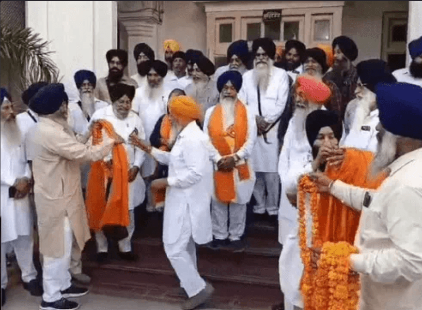 Watch Now: ਮਹਾਰਾਜਾ ਰਣਜੀਤ ਸਿੰਘ ਦੀ ਬਰਸੀ ਮੌਕੇ ਪਾਕਿਸਤਾਨ ਲਈ ਰਵਾਨਾ ਹੋਇਆ ਸਿੱਖ ਸ਼ਰਧਾਲੂਆਂ ਦਾ ਜੱਥਾ ...