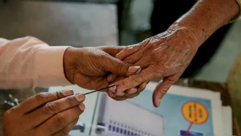 2027 Assembly Elections: ਪੰਜਾਬ ਅਤੇ ਯੂਪੀ ਸਣੇ 5 ਰਾਜਾਂ ਦੀਆਂ ਚੋਣਾਂ ਸਮੇਂ ਸਿਰ ਹੀ ਹੋਣਗੀਆਂ, ਮਰਦਮਸ਼ੁਮਾਰੀ (Census) ਕਾਰਨ ਨਹੀਂ ਬਦਲੇਗਾ ਸ਼ਡਿਊਲ!