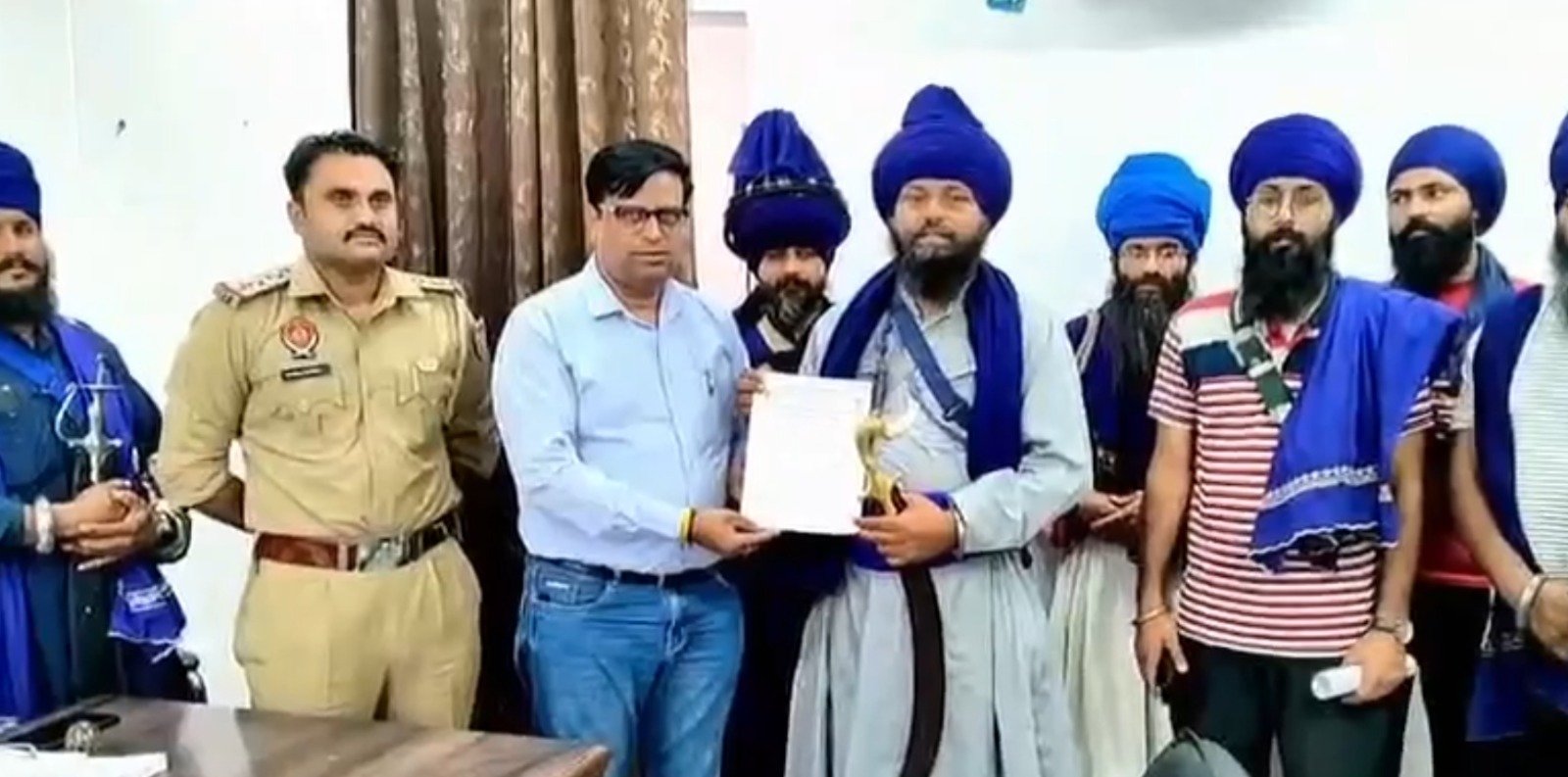 ਹਿਮਾਚਲ ਵਾਹਨਾਂ ’ਤੇ ‘Khalsa Tax’ ਲਗਾਉਣ ਦਾ ਐਲਾਨ ਟਲਿਆ, ਪ੍ਰਸ਼ਾਸਨ ਭਰੋਸੇ ਜਥੇਬੰਦੀਆਂ ਨੇ ਸੰਘਰਸ਼ ਕੀਤਾ ਮੁਲਤਵੀ