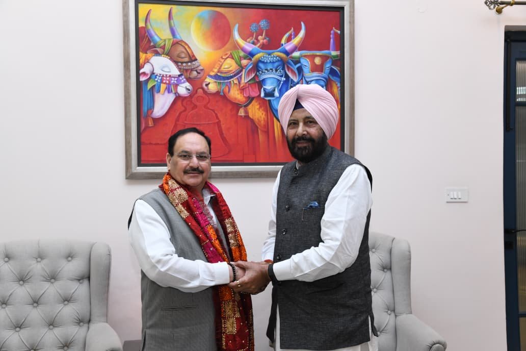ਢਿੱਲੋਂ ਨੇ ਕੇਂਦਰੀ ਸਿਹਤ ਮੰਤਰੀ ਜੇ.ਪੀ. ਨੱਡਾ ਨਾਲ ਕੀਤੀ ਮੁਲਾਕਾਤ, ਫਿਰੋਜ਼ਪੁਰ 'ਚ PGI ਸੈਟੇਲਾਈਟ ਸੈਂਟਰ ਨੂੰ ਜਲਦ ਮੁਕੰਮਲ ਕਰਨ ਦੀ ਕੀਤੀ ਮੰਗ