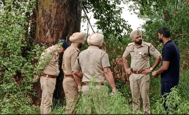 ਬਟਾਲਾ 'ਚ ਪੁਲਿਸ ਅਤੇ ਗੈਂਗਸਟਰ ਵਿਚਕਾਰ ਤਾਬੜਤੋੜ ਫਾਇਰਿੰਗ, ਜਵਾਬੀ ਕਾਰਵਾਈ 'ਚ ਗੈਂਗਸਟਰ ਕਰਨ ਜ਼ਖਮੀ