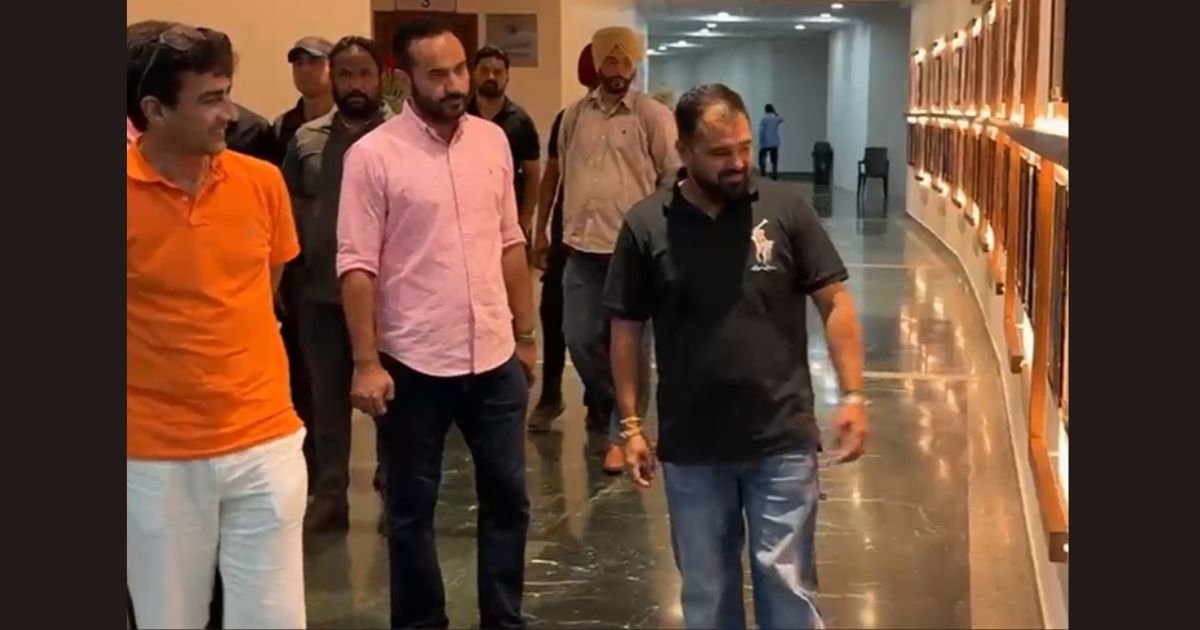 ਨਿਊ ਚੰਡੀਗੜ੍ਹ ਸਟੇਡੀਅਮ ‘ਚ ਬਣੀ ‘ਵਾਲ ਆਫ਼ ਫੇਮ’, ਪੰਜਾਬ ਦੇ 33 ਕ੍ਰਿਕਟ ਸਿਤਾਰਿਆਂ ਨੂੰ ਮਿਲਿਆ ਸਨਮਾਨ