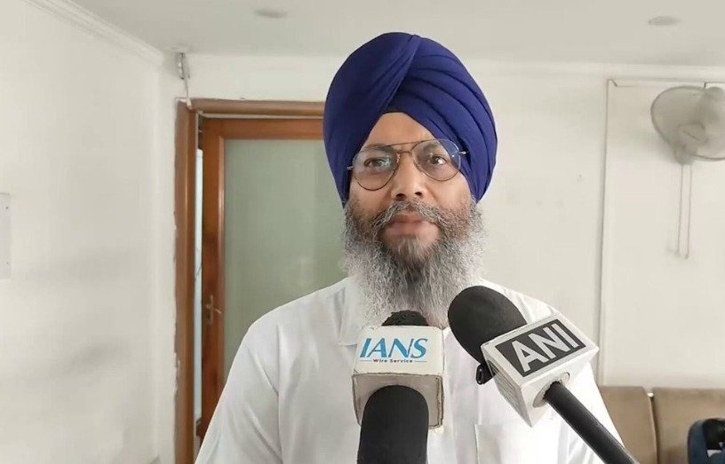 ਸ੍ਰੀ ਗੁਰੂ ਗ੍ਰੰਥ ਸਾਹਿਬ ਜੀ ਦੀਆਂ ਪਾਵਨ ਬੀੜਾਂ ਕੈਨੇਡਾ ਭੇਜਣ ਸਬੰਧੀ ਗੁੰਮਰਾਹਕੁੰਨ ਪ੍ਰਚਾਰ ਤੋਂ ਸੁਚੇਤ ਰਹਿਣ ਸੰਗਤਾਂ - ਕਾਹਲਵਾਂ