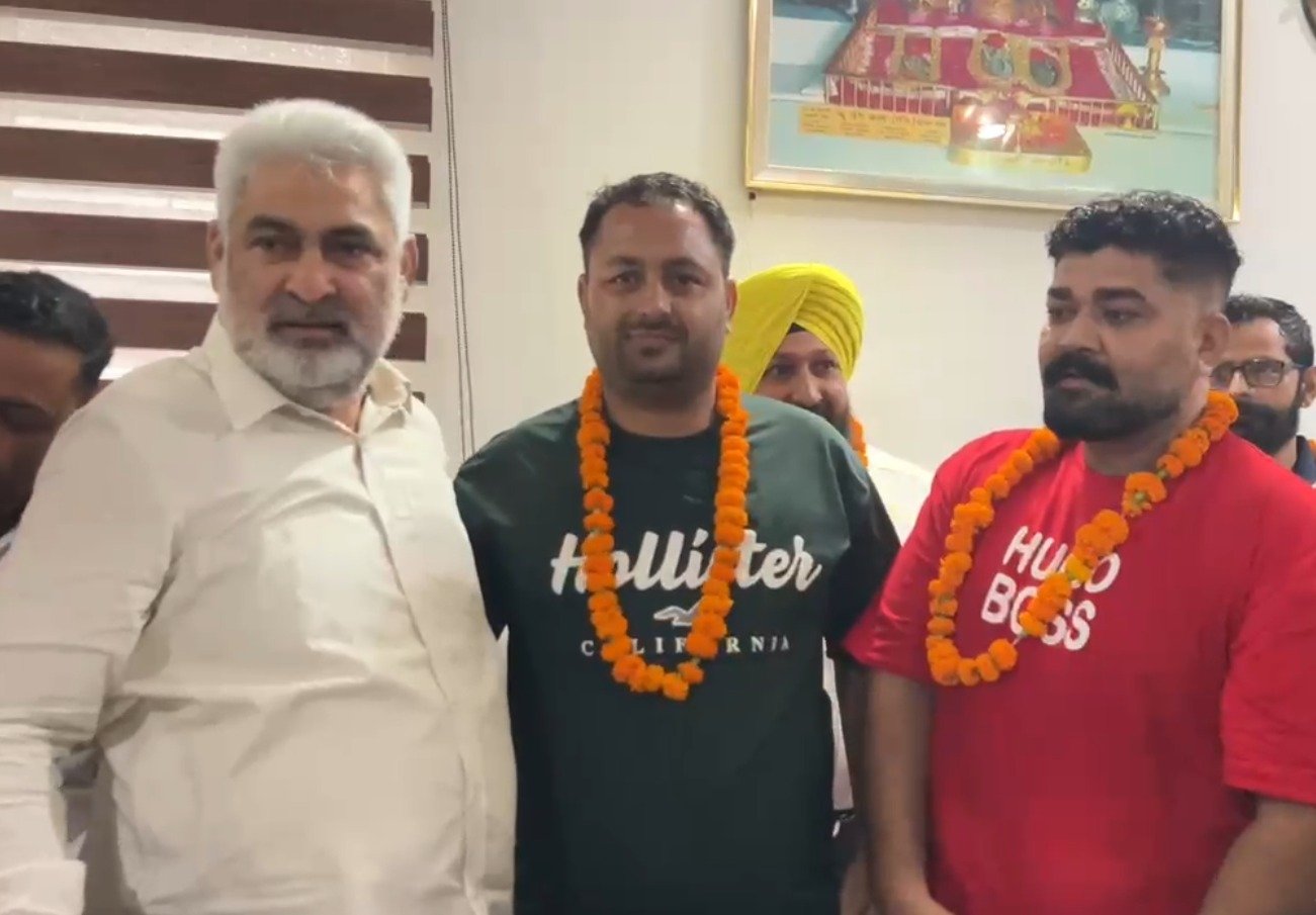 ਭੋਆ ਹਲਕੇ ਦੇ ਨਵੇਂ ਚੇਅਰਮੈਨਾਂ ਦਾ ਕੈਬਨਿਟ ਮੰਤਰੀ ਲਾਲ ਚੰਦ ਕਟਾਰੂਚੱਕ ਵੱਲੋਂ ਸਨਮਾਨ