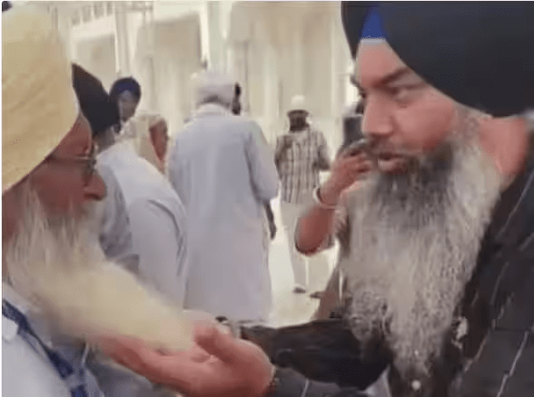 ਮੁੱਖ ਮੰਤਰੀ ਤੀਰਥ ਯਾਤਰਾ ਦੇ ਸ਼ਰਧਾਲੂਆਂ ਦੇ ਗਲੋਂ ਉਤਰਵਾਏ CM ਭਗਵੰਤ ਮਾਨ ਦੀ ਤਸਵੀਰ ਵਾਲੇ ‘ID ਕਾਰਡ’