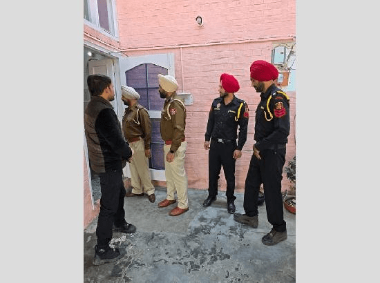 ਹੁਸ਼ਿਆਰਪੁਰ ਕੇਂਦਰੀ ਜੇਲ੍ਹ ‘ਚ ਵੱਡੀ ਕਾਰਵਾਈ, ਡਿਪਟੀ ਸੁਪਰਡੈਂਟ ਹਰਭਜਨ ਸਿੰਘ ਗ੍ਰਿਫ਼ਤਾਰ