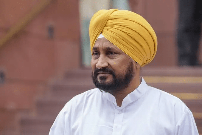 ਚਰਨਜੀਤ ਚੰਨੀ ਦਾ ਸਰੈਂਡਰ ਤੋਂ ਇਨਕਾਰ! ਪਾਰਟੀ ਇੰਚਾਰਜ ਭੂਪੇਸ਼ ਬਘੇਲ ਨੂੰ ਮਿਲਣ ਤੋਂ ਕੀਤਾ ਮਨ੍ਹਾ