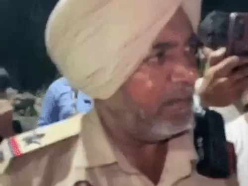 ਬੱਚੀਆਂ ਕੋਲੋਂ ਮੋਬਾਈਲ ਖੋਹ ਕੇ ਭੱਜ ਰਹੇ 3 ਚੋਰਾਂ 'ਚੋਂ ਇੱਕ ਲੋਕਾਂ ਨੇ ਰੰਗੇ ਹੱਥੀਂ ਦਬੋਚਿਆ, 2 ਫ਼ਰਾਰ