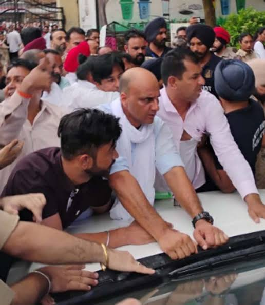 ਸੁਨੀਲ ਜਾਖੜ ਦੇ ਵਿਰੋਧ ਅੱਗੇ ਝੁਕਿਆ ਪ੍ਰਸ਼ਾਸਨ, ਅੱਜ (11 ਜੁਲਾਈ) ਨੂੰ ਦੁਬਾਰਾ ਹੋਵੇਗਾ ਇਲੈਕਸ਼ਨ