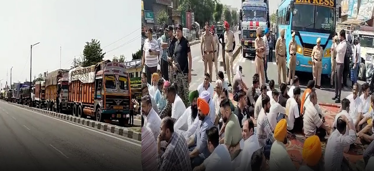 ਜਲੰਧਰ: ਭੋਗਪੁਰ ‘ਚ CNG ਪਲਾਂਟ ਖ਼ਿਲਾਫ਼ ਮਾਰਕੀਟ ਐਸੋਸੀਏਸ਼ਨ ਅਤੇ ਨਗਰ ਵਾਸੀਆਂ ਵੱਲੋਂ ਬਾਜ਼ਾਰ ਬੰਦ