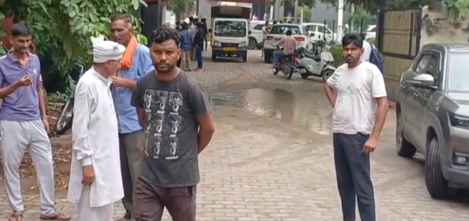 पानीपत के सिवाह गांव में भारी त्रासदी: तालाब में डूबते दोस्त को बचाने के चक्कर में दो किशोरों की मौत, गांव में मातम