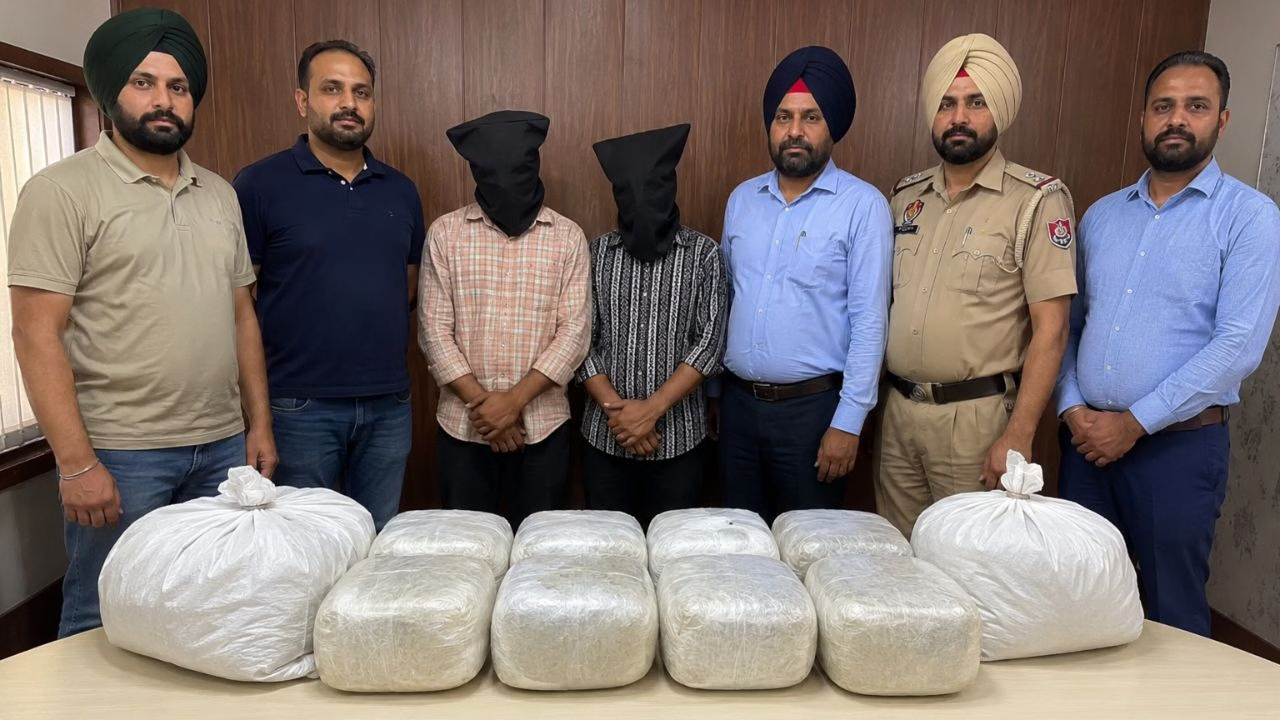 CIA ਸਟਾਫ਼ ਦੀ ਵੱਡੀ ਸਫ਼ਲਤਾ: ₹15 ਕਰੋੜ ਦੀ ਹੈਰੋਇਨ ਤੇ ਹਥਿਆਰਾਂ ਸਮੇਤ 2 ਤਸਕਰ ਗ੍ਰਿਫ਼ਤਾਰ