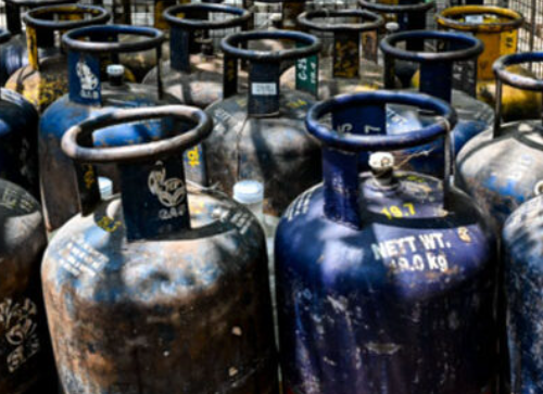 ਮਹੀਨੇ ਦੇ ਪਹਿਲੇ ਦਿਨ ਵੱਡੀ ਰਾਹਤ: LPG ਸਿਲੰਡਰ ਹੋਇਆ ਸਸਤਾ