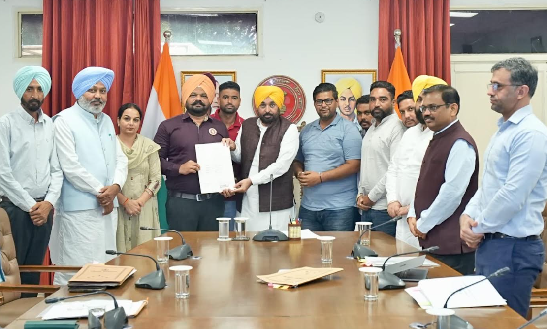 ਮਾਨ ਸਰਕਾਰ ਵੱਲੋਂ ਆਦਰਸ਼ ਸਕੂਲਾਂ ਦੇ ਅਧਿਆਪਕਾਂ ਦੀ ਤਨਖਾਹ ਵਿੱਚ 120 ਫੀਸਦੀ ਤੋਂ ਵੱਧ ਦਾ ਵਾਧੇ ਨੂੰ ਮਨਜ਼ੂਰੀ