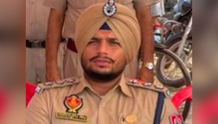 ਫਰਜ਼ੀ DSP ਬਣ ਕੇ ਘੁੰਮਣ ਵਾਲਾ ਗ੍ਰਿਫ਼ਤਾਰ, ਜਬਰ ਜਨਾਹ ਕੇਸ ’ਚ ਸੀ ਭਗੌੜਾ