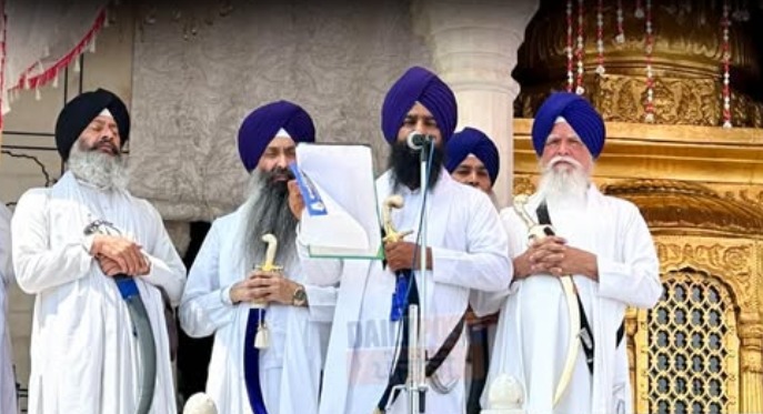 ਵੱਡੀ ਖ਼ਬਰ: ਅਮਰਜੀਤ ਸਿੰਘ ਚਾਵਲਾ ਤੇ ਗਿਆਨੀ ਮਲਕੀਤ ਸਿੰਘ ਖ਼ਿਲਾਫ਼ ਨੂੰ ਪੰਥ 'ਚੋਂ ਛੇਕਿਆ