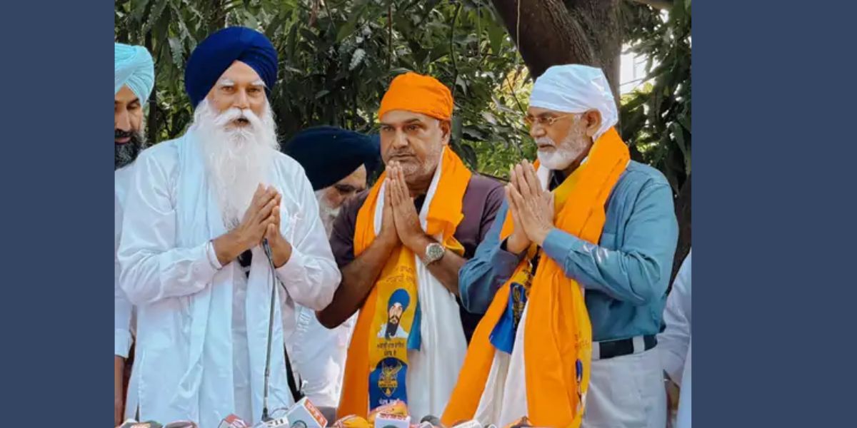 ED ਦੇ ਸਾਬਕਾ ਅਧਿਕਾਰੀ ਨੇ ਫੜਿਆ ਸਿਆਸੀ ਰਾਹ, ਨਿਰੰਜਨ ਸਿੰਘ ਅੰਮ੍ਰਿਤਪਾਲ ਦੀ ਪਾਰਟੀ 'ਚ ਸ਼ਾਮਲ
