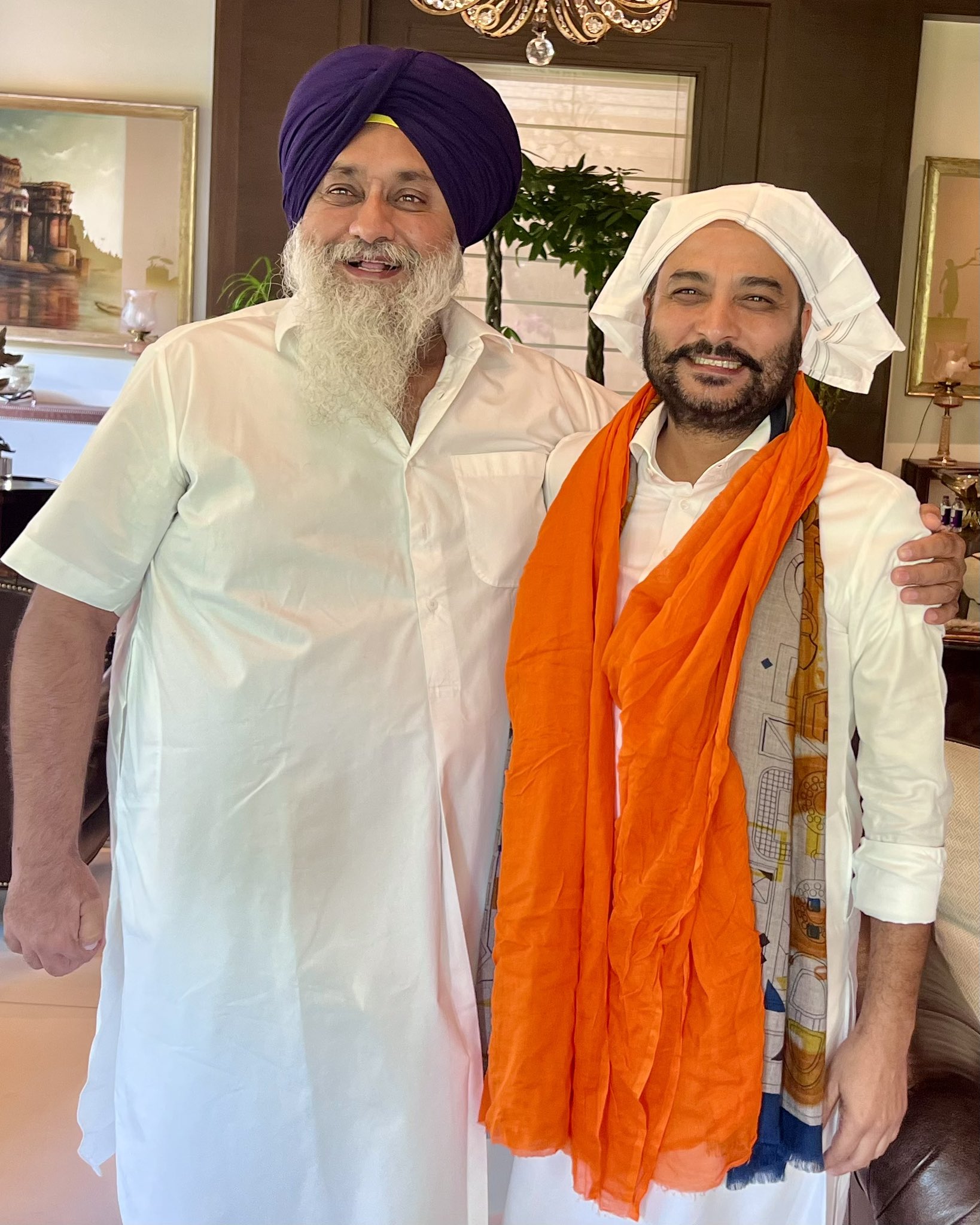 ਜਲਾਲਾਬਾਦ ਦੇ ਸਾਬਕਾ ਕਾਂਗਰਸੀ ਵਿਧਾਇਕ ਰਮਿੰਦਰ ਆਵਲਾ ਅਕਾਲੀ ਦਲ ਵਿੱਚ ਸ਼ਾਮਲ