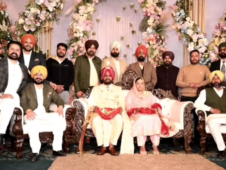 PCS ਅਧਿਕਾਰੀ ਦੱਸ ਕੇ AAP ਆਗੂ ਨਾਲ ਕਰਵਾਇਆ ਵਿਆਹ, ਮਹਿਲਾ ਸਮੇਤ 6 ਖ਼ਿਲਾਫ਼ ਧੋਖਾਧੜੀ ਦਾ ਕੇਸ ਦਰਜ