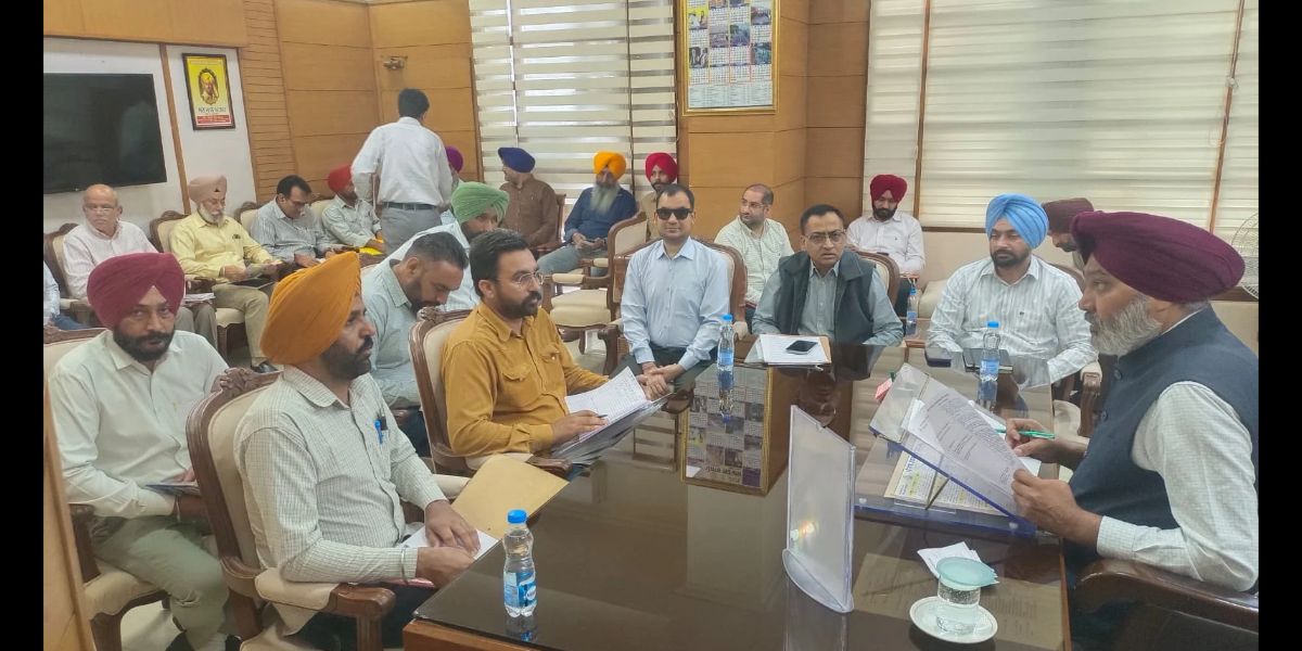 PUNBUS -PRTC ਮੁਲਾਜ਼ਮਾਂ ਦੀਆਂ ਮੰਗਾਂ ’ਤੇ ਮੰਤਰੀ ਨਾਲ ਹੋਈ ਮੀਟਿੰਗ, 31 ਅਕਤੂਬਰ ਦੀ ਰੂਲ ਪਾਸ ਕਰਨ ਦਾ ਭਰੋਸਾ